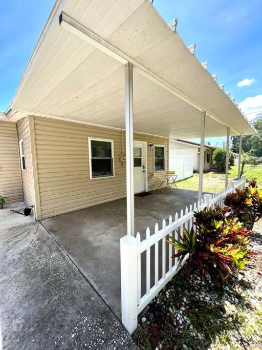 Modern Cozy With Pool And Big Backyard Villa Tampa Dış mekan fotoğraf